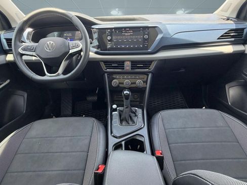 Certified 2023 Volkswagen Taos SE w/ Panoramic Sunroof Package FWD image 13