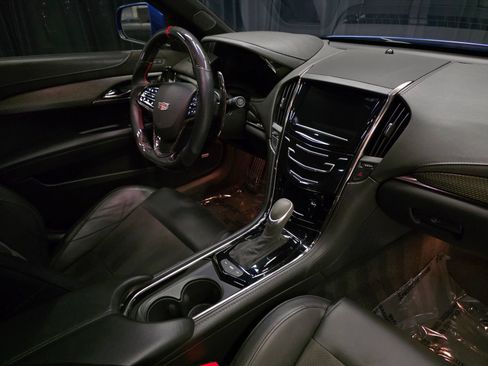 Used 2018 Cadillac ATS V w/ Luxury Package RWD image 38