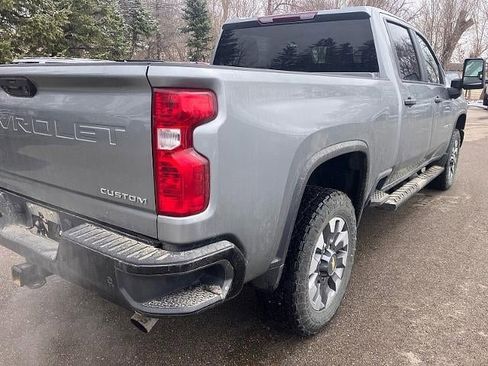 Used 2024 Chevrolet Silverado 2500 Custom w/ Custom Value Package image 2