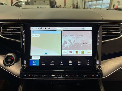 New 2024 Jeep Grand Wagoneer Series II w/ Quick Order Packagew 28T image 18