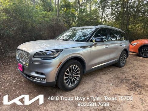 Used 2021 Lincoln Aviator Reserve w/ Elements Package Plus RWD image 3