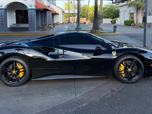 Used 2018 Ferrari 488 Spider RWD image 7