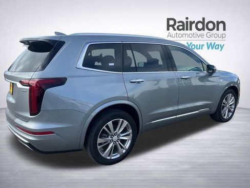 Used 2023 Cadillac XT6 Premium Luxury AWD/4WD image 7