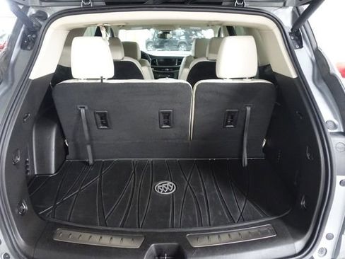 Used 2024 Buick Enclave Essence FWD image 21