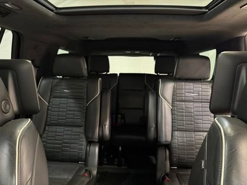 Used 2021 Cadillac Escalade Sport Platinum w/ Heavy-Duty Trailer Package AWD/4WD image 22