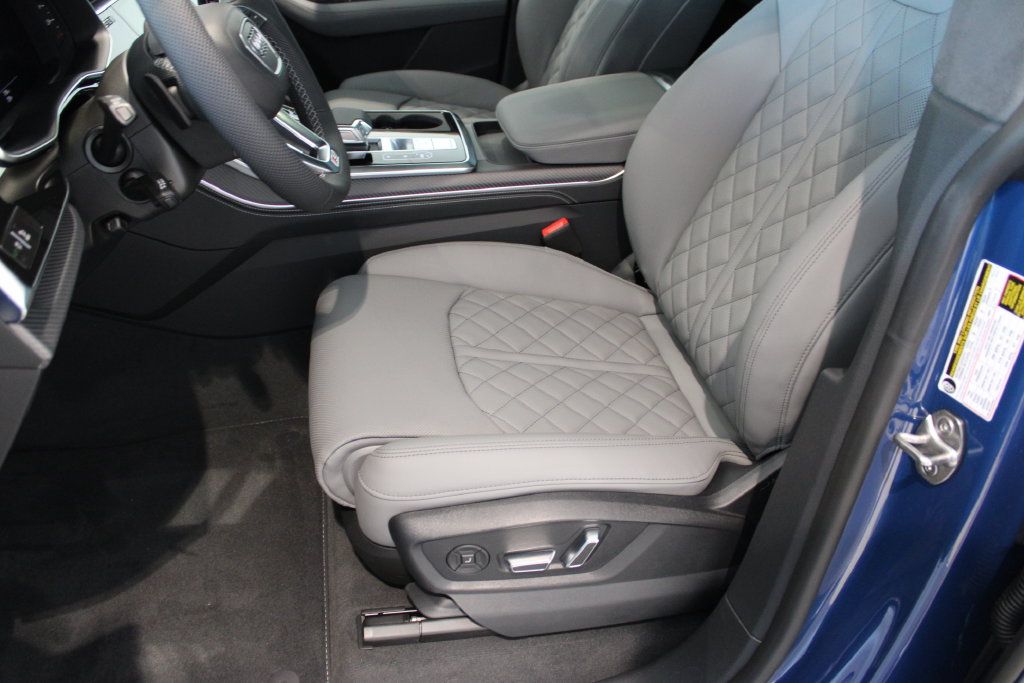 New 2027 Audi SQ8 Prestige AWD/4WD image 9