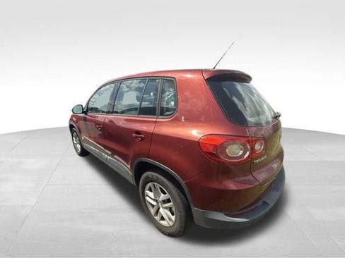 Used 2011 Volkswagen Tiguan S FWD image 11