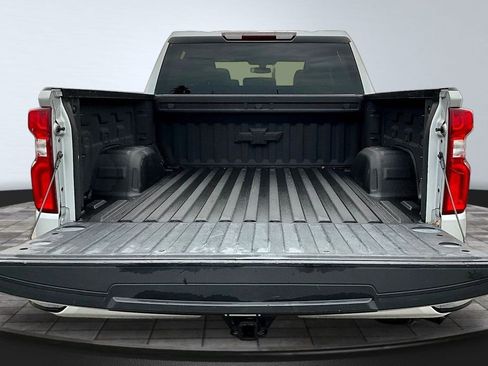 Used 2021 Chevrolet Silverado 1500 Custom w/ Rally Edition RWD image 8
