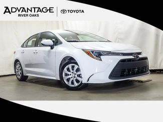 Certified 2024 Toyota Corolla LE image 1