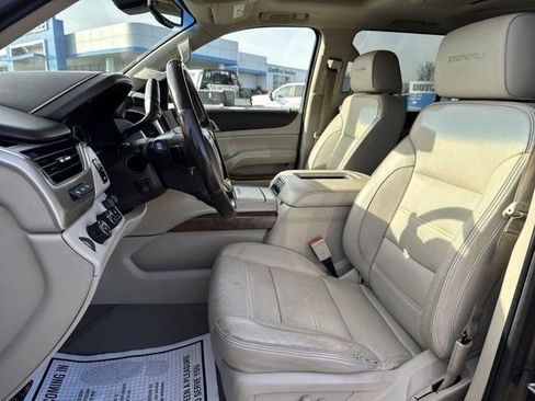 Used 2019 GMC Yukon XL Denali w/ Open Road Package image 9