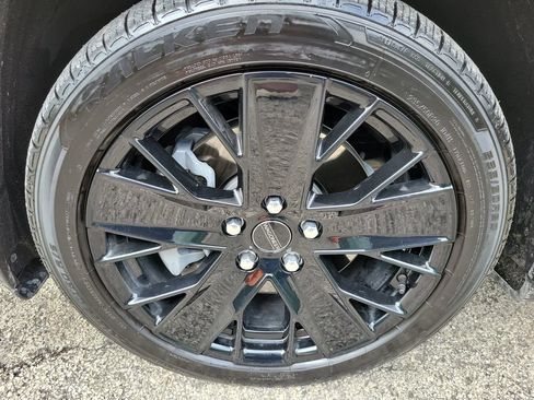 Used 2024 Jeep Wagoneer Launch Edition AWD/4WD image 7