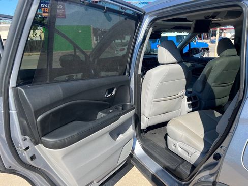 Used 2020 Honda Pilot Elite image 13