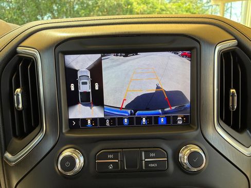 Used 2022 GMC Sierra 1500 AT4 w/ AT4 Premium Package image 24