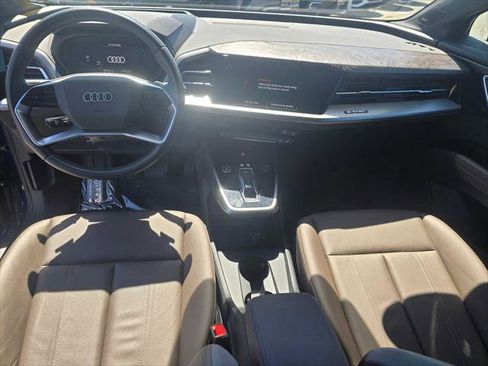 Used 2023 Audi Q4 e-tron Prestige AWD/4WD image 23