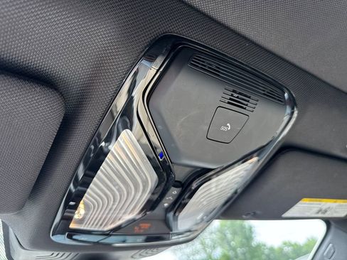 Used 2017 BMW 540i RWD image 31