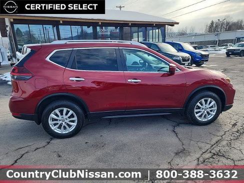 Certified 2018 Nissan Rogue SV w/ Premium Package image 9
