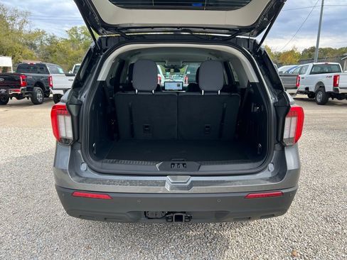 New 2026 Ford Explorer Active image 17