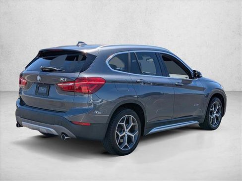 Used 2018 BMW X1 sDrive28i FWD image 5