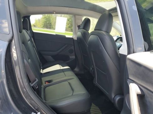 Used 2024 Tesla Model Y Performance AWD/4WD image 23