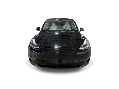 Certified 2023 Tesla Model Y Long Range AWD/4WD image 2