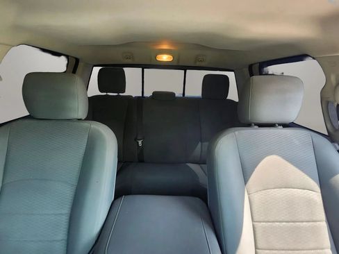 Used 2018 RAM 1500 Classic SLT AWD/4WD image 20