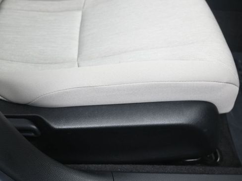 Used 2023 Honda Accord LX image 10