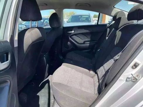 Used 2017 Kia Forte LX FWD image 15