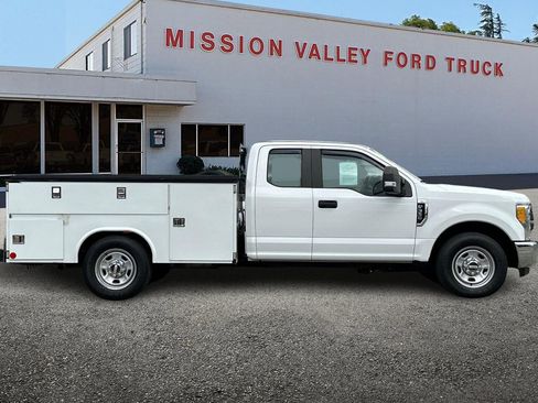 Used 2017 Ford F350 XL w/ Power Equipment Group image 3