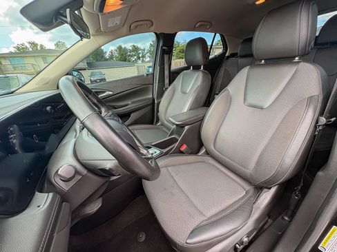 Used 2024 Buick Encore GX Preferred w/ Comfort Package FWD image 8