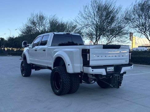Used 2022 Ford F450 Platinum image 4