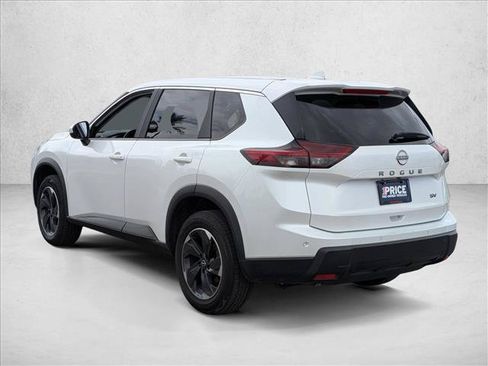 Used 2024 Nissan Rogue SV FWD image 7