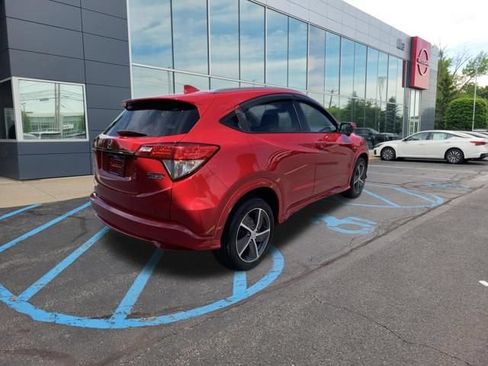 Used 2019 Honda HR-V Touring image 5