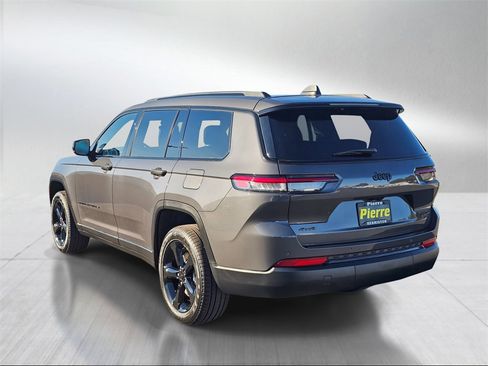 New 2025 Jeep Grand Cherokee L Limited w/ Black Appearance Package image 4