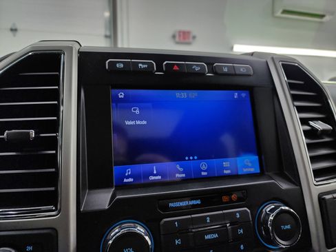 Used 2020 Ford F350 4x4 Crew Cab DRW Super Duty image 65