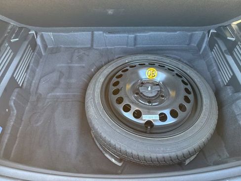 Used 2023 Chevrolet TrailBlazer LT image 37