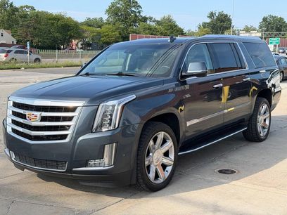 Used 2019 Cadillac Escalade ESV Luxury