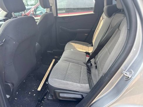 Used 2022 Ford Escape SE FWD image 8