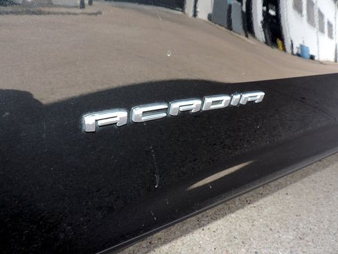 Used 2025 GMC Acadia Elevation FWD image 15
