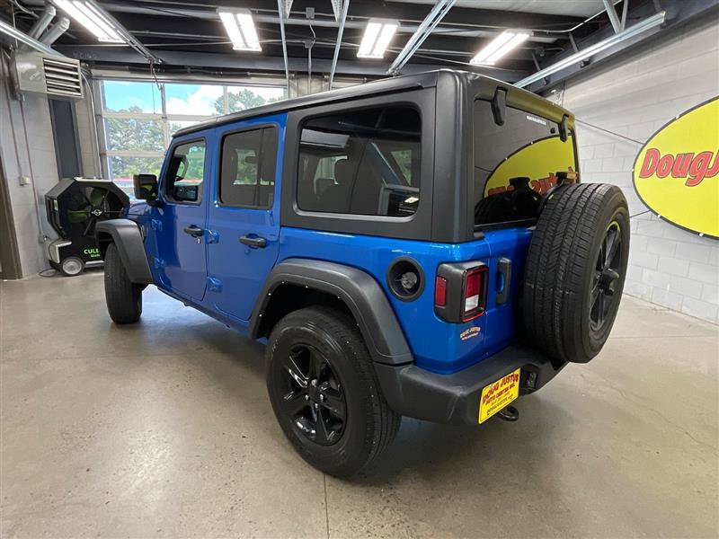 Used 2022 Jeep Wrangler Unlimited Sport AWD/4WD image 3