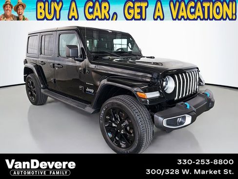 Used 2023 Jeep Wrangler Unlimited Sahara w/ Cold Weather Group AWD/4WD image 1