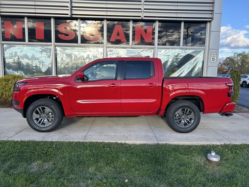 New 2026 Nissan Frontier SV image 3