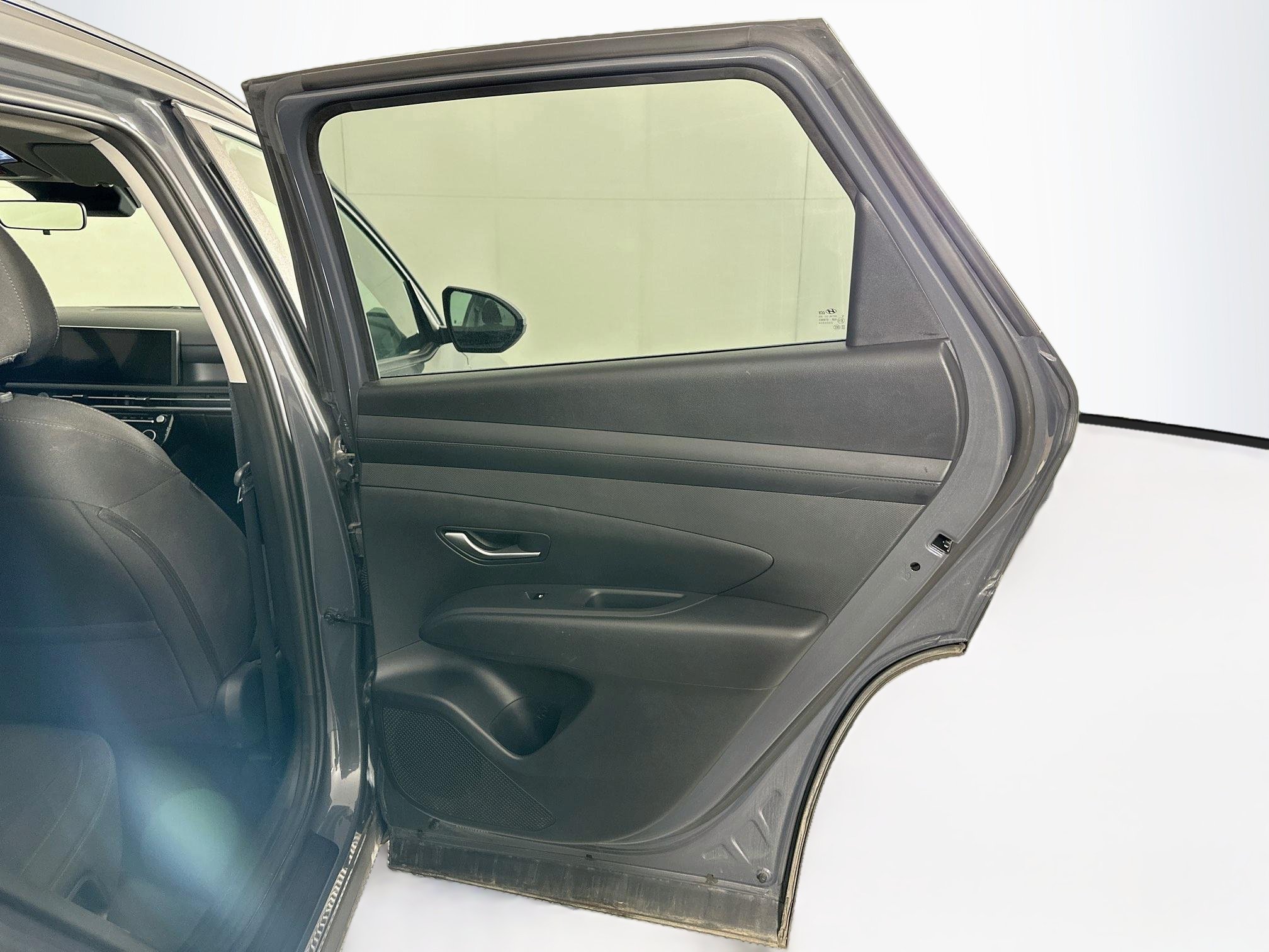 Used 2025 Hyundai Tucson SEL FWD image 30