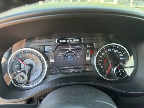 Used 2019 RAM 1500 Big Horn AWD/4WD image 13