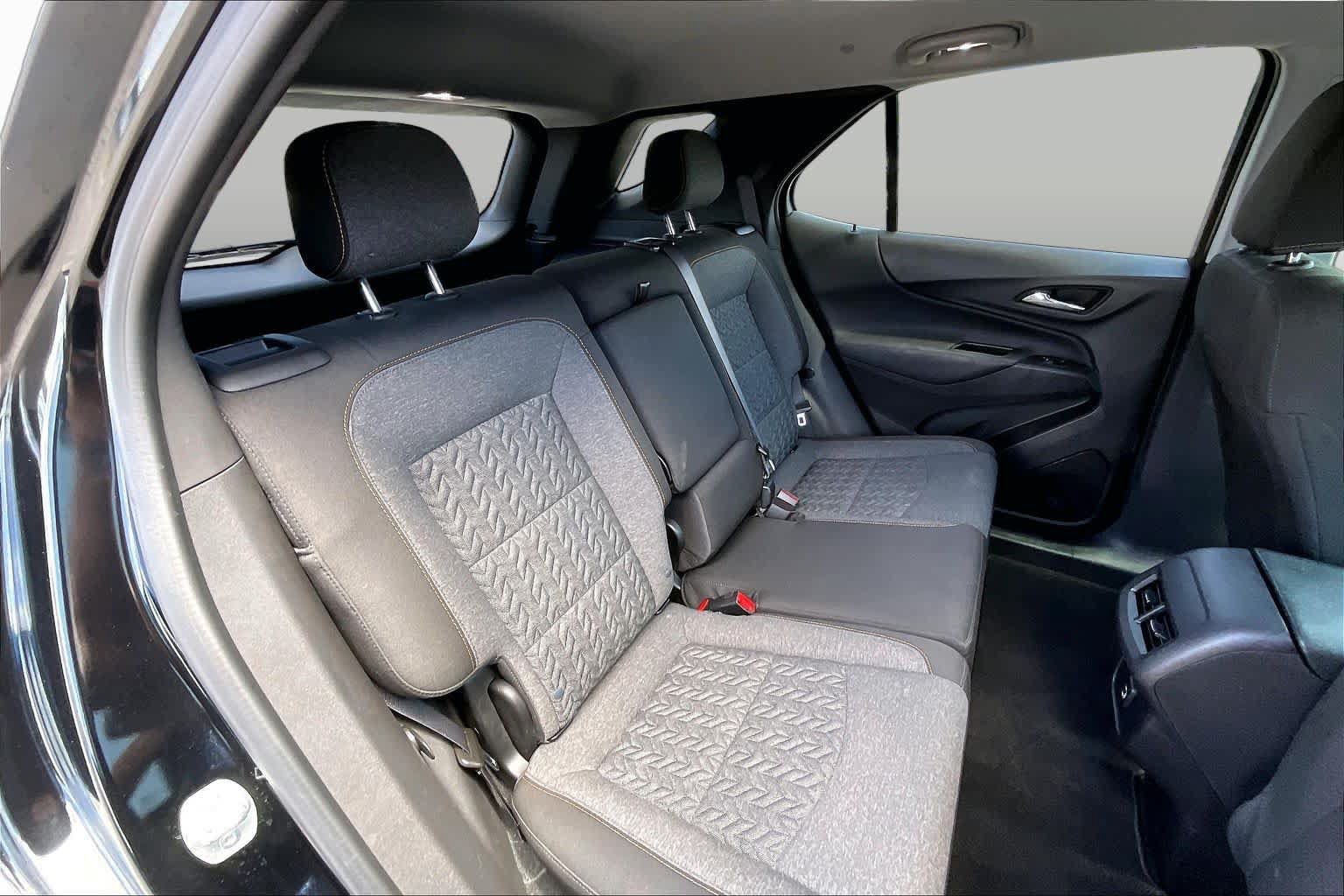 Used 2024 Chevrolet Equinox LT FWD image 19