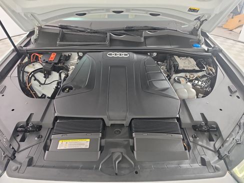 Used 2019 Audi Q7 2.0T Premium Plus w/ Premium Plus Package AWD/4WD image 38