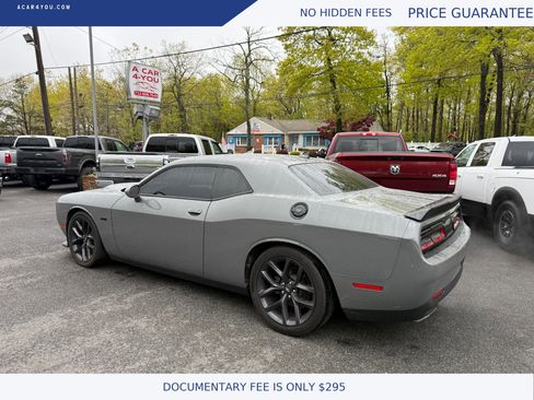 Used 2023 Dodge Challenger R/T w/ Plus Package RWD image 4