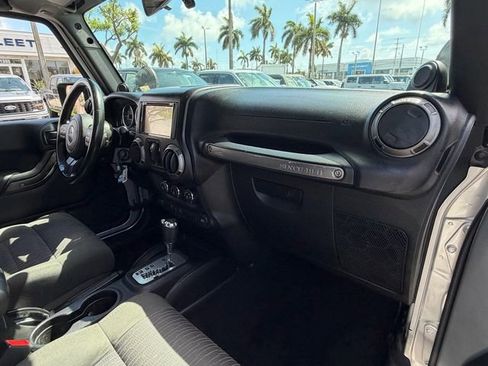 Used 2012 Jeep Wrangler Unlimited Sport AWD/4WD image 18