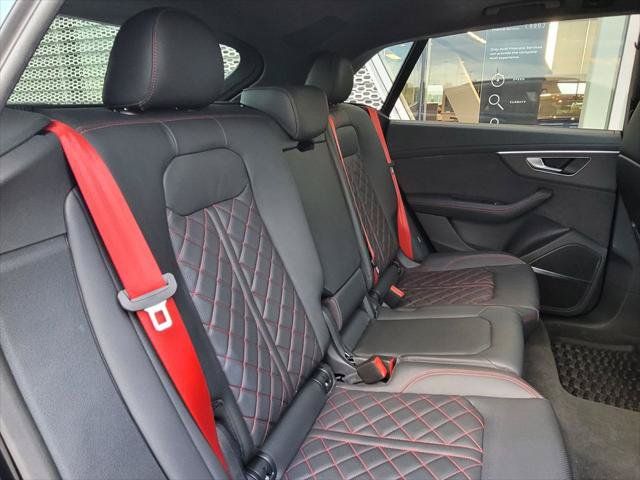 Used 2026 Audi SQ8 Prestige w/ Prestige Package AWD/4WD image 25