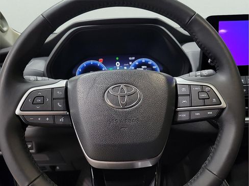 Certified 2025 Toyota Grand Highlander FWD image 19