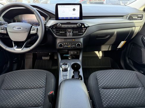 New 2026 Ford Escape Active w/ Cold Weather Package AWD/4WD image 8